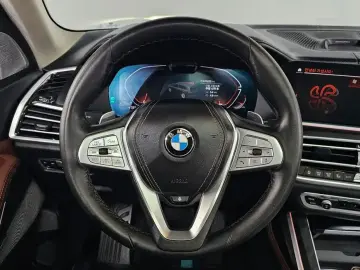 2022 BMW X7 с пробегом 79 235 км