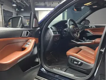 2022 BMW X7 с пробегом 76 104 км