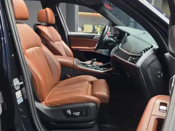 2022 BMW X7 с пробегом 76 104 км