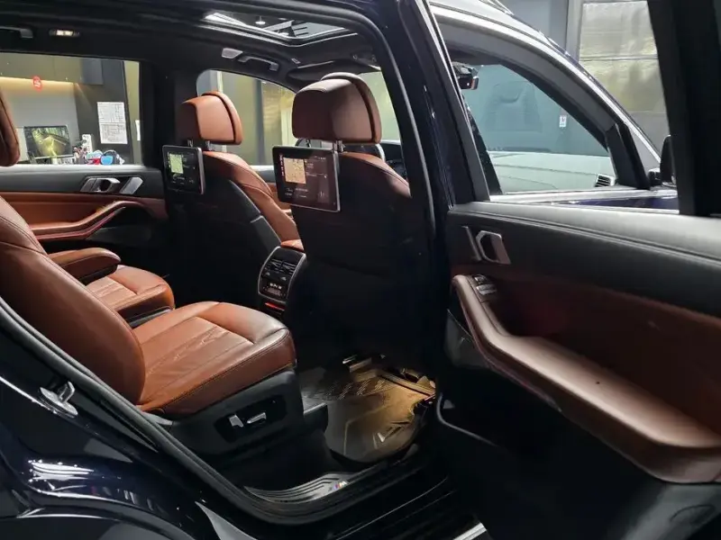 2022 BMW X7 с пробегом 76 104 км