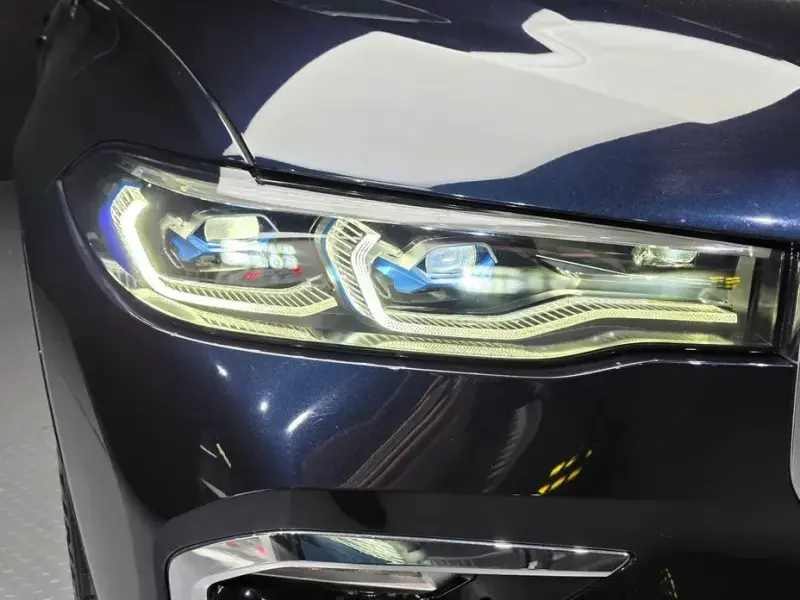2022 BMW X7 с пробегом 76 104 км