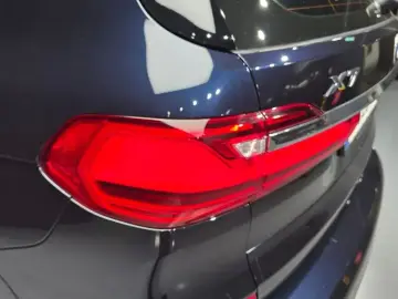 2022 BMW X7 с пробегом 76 104 км