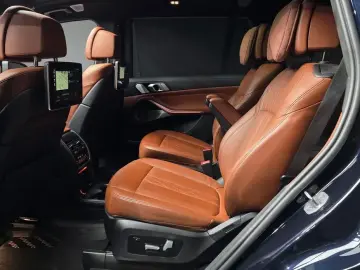2022 BMW X7 с пробегом 76 104 км