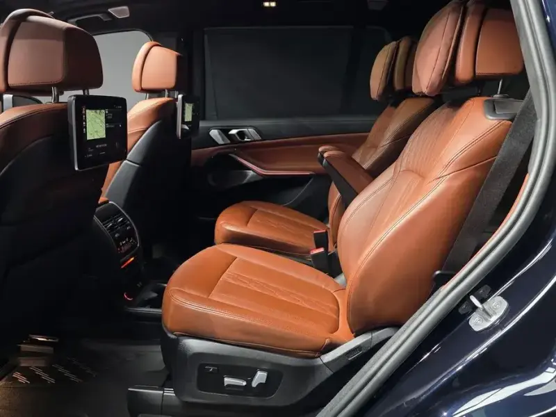 2022 BMW X7 с пробегом 76 104 км