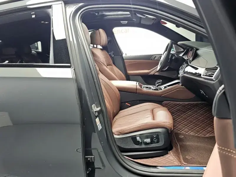 2022 BMW X6 с пробегом 103 560 км