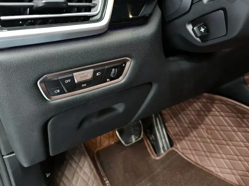 2022 BMW X6 с пробегом 103 560 км