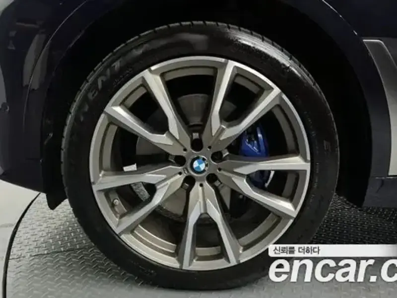 2021 BMW X7 с пробегом 137 571 км