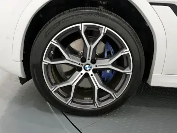 2021 BMW X6 с пробегом 48 657 км