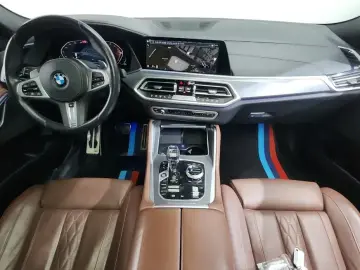 2022 BMW X6 с пробегом 87 937 км