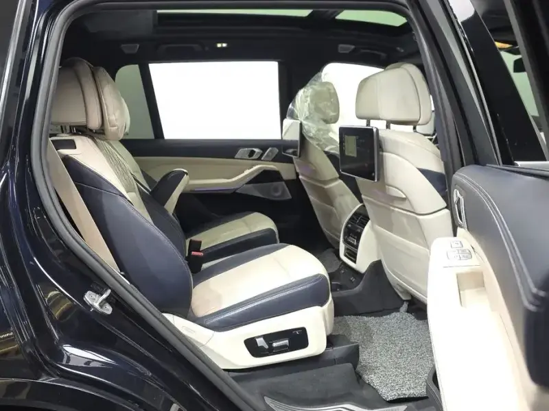 2021 BMW X7 с пробегом 127 622 км