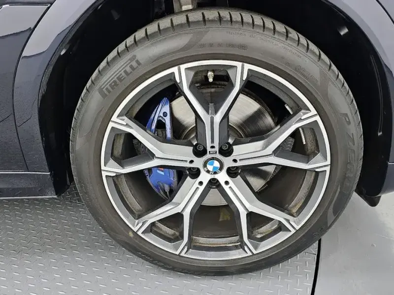 2023 BMW X6 с пробегом 36 948 км