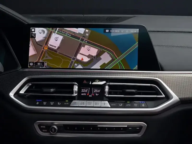 2023 BMW X6 с пробегом 45 328 км