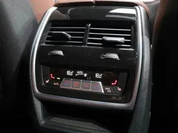 2023 BMW X6 с пробегом 45 328 км
