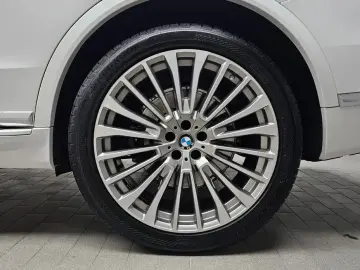 2022 BMW X7 с пробегом 94 561 км