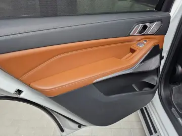 2022 BMW X7 с пробегом 94 561 км