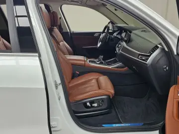 2022 BMW X7 с пробегом 94 561 км