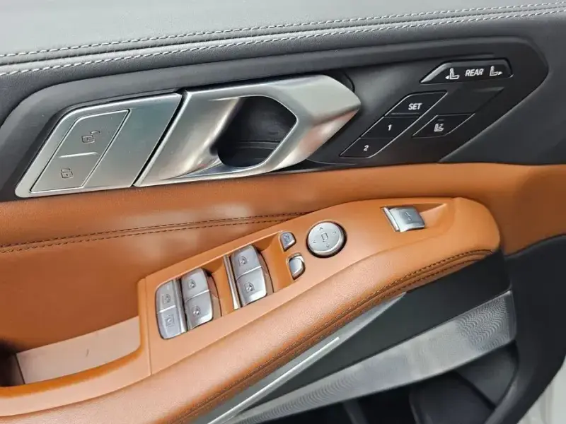 2022 BMW X7 с пробегом 94 561 км