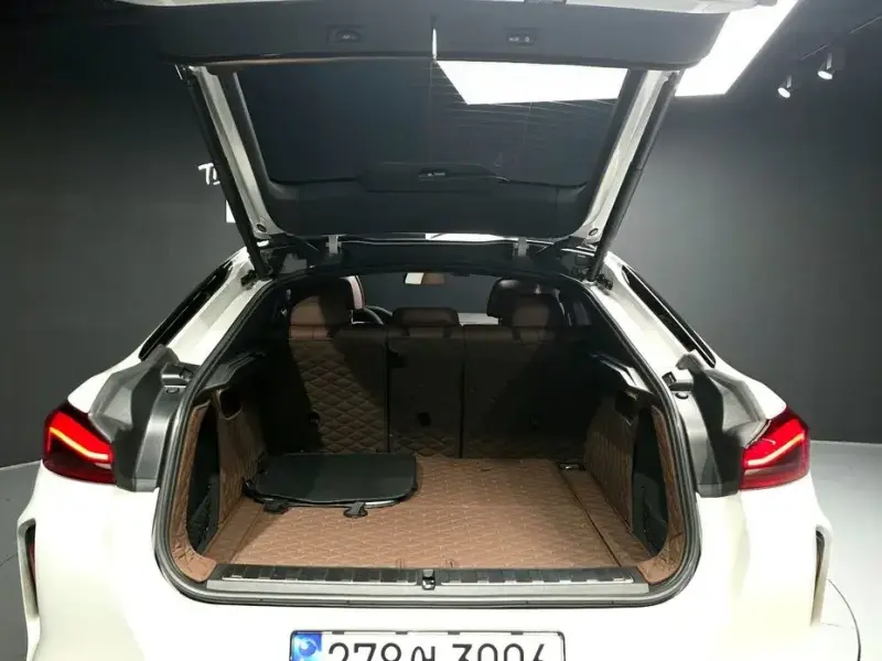 2023 BMW X6 с пробегом 25 004 км