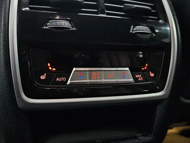 2023 BMW X6 с пробегом 58 357 км