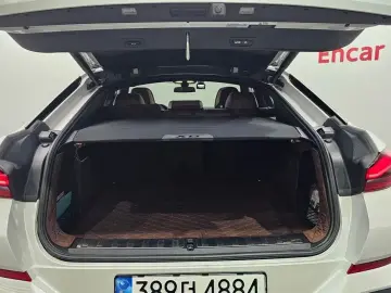 2023 BMW X6 с пробегом 58 357 км