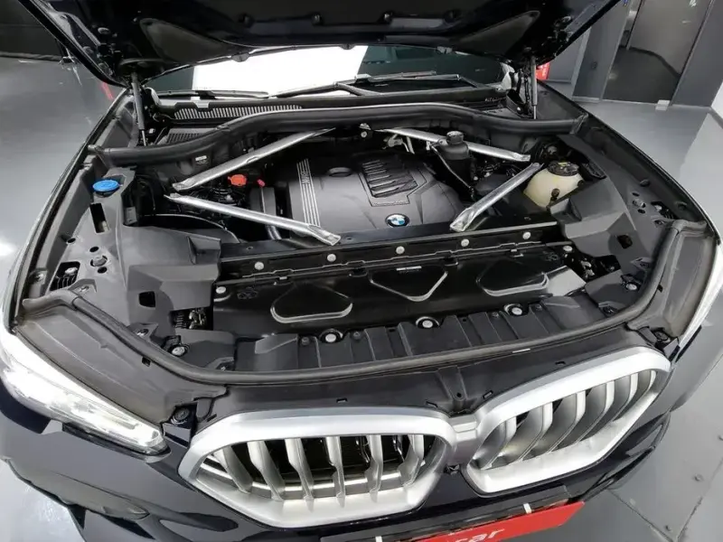 2021 BMW X6 с пробегом 76 059 км