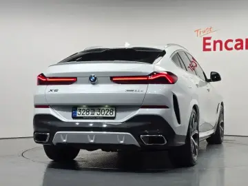 2023 BMW X6 с пробегом 20 584 км