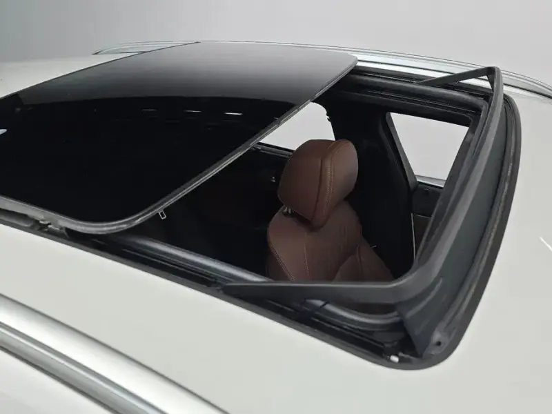 2023 BMW X6 с пробегом 20 584 км