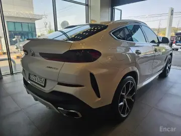 2023 BMW X6 с пробегом 93 000 км