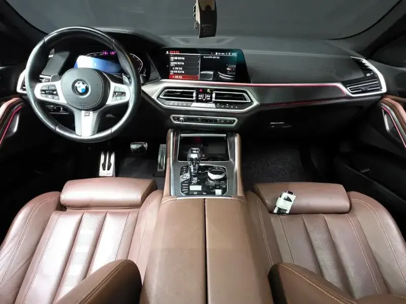 2022 BMW X6 с пробегом 71 074 км