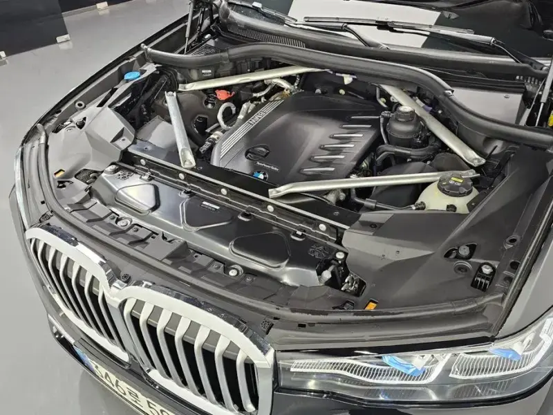 2021 BMW X7 с пробегом 39 147 км
