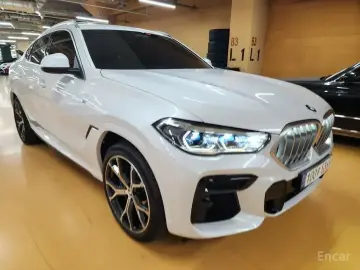 2022 BMW X6 с пробегом 54 000 км