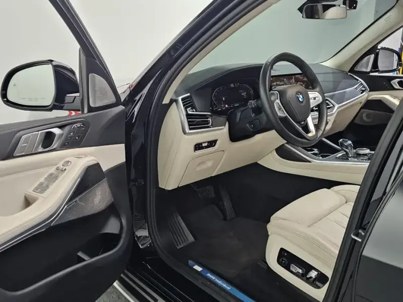 2021 BMW X7 с пробегом 39 147 км