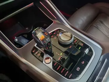 2023 BMW X6 с пробегом 12 500 км