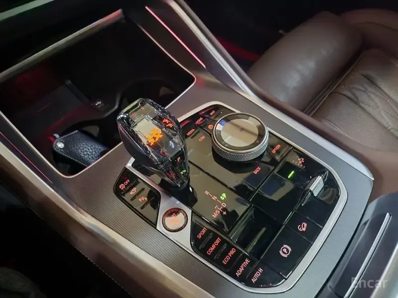 2023 BMW X6 с пробегом 12 500 км