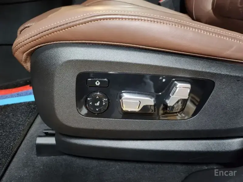 2023 BMW X6 с пробегом 12 500 км