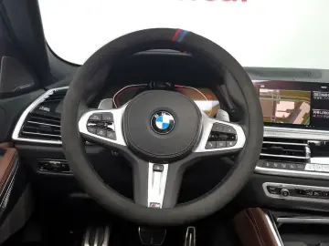 2023 BMW X6 с пробегом 12 307 км