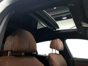 2023 BMW X6 с пробегом 12 307 км