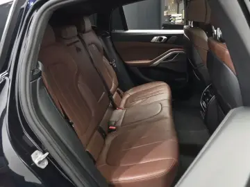 2021 BMW X6 с пробегом 92 862 км