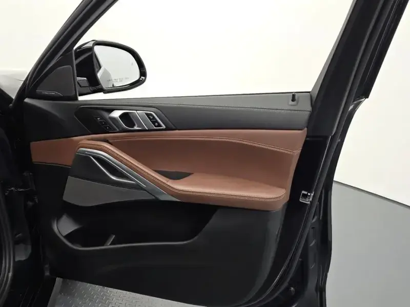 2021 BMW X6 с пробегом 92 862 км
