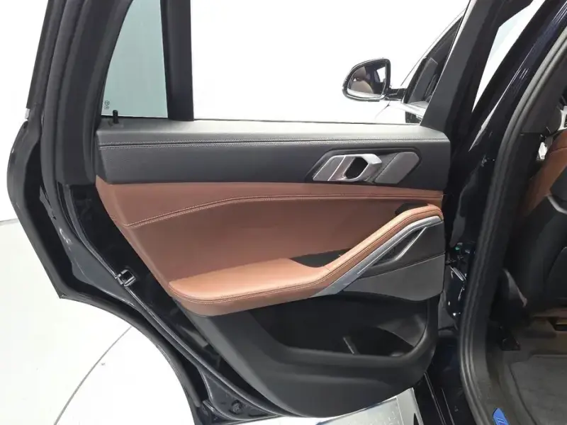2021 BMW X6 с пробегом 92 862 км