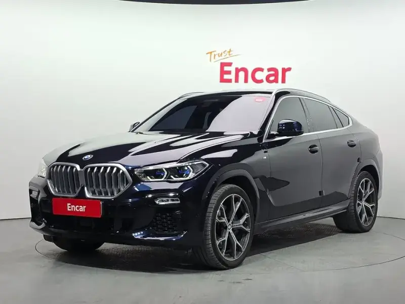 2021 BMW X6 с пробегом 82 593 км