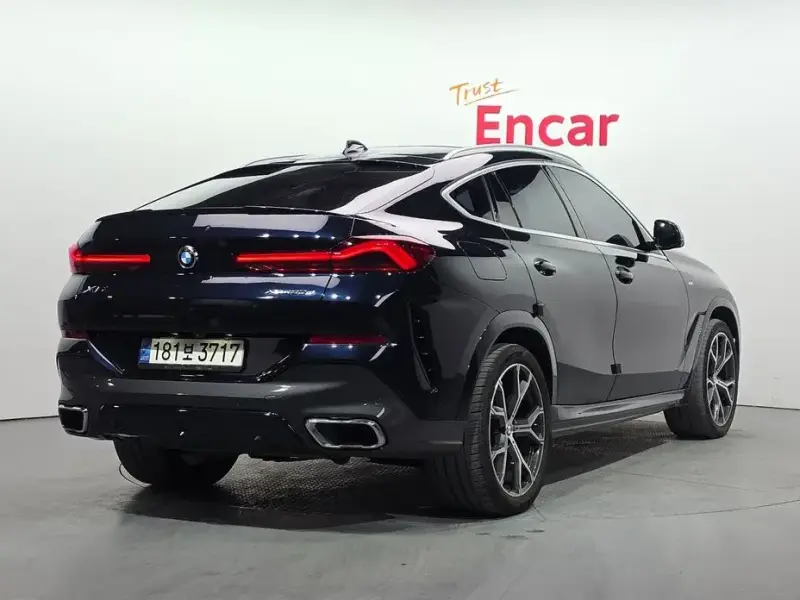 2021 BMW X6 с пробегом 82 593 км