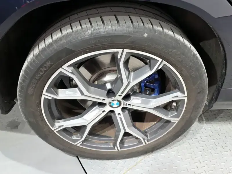 2021 BMW X6 с пробегом 82 593 км