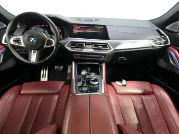 2021 BMW X6 с пробегом 82 593 км
