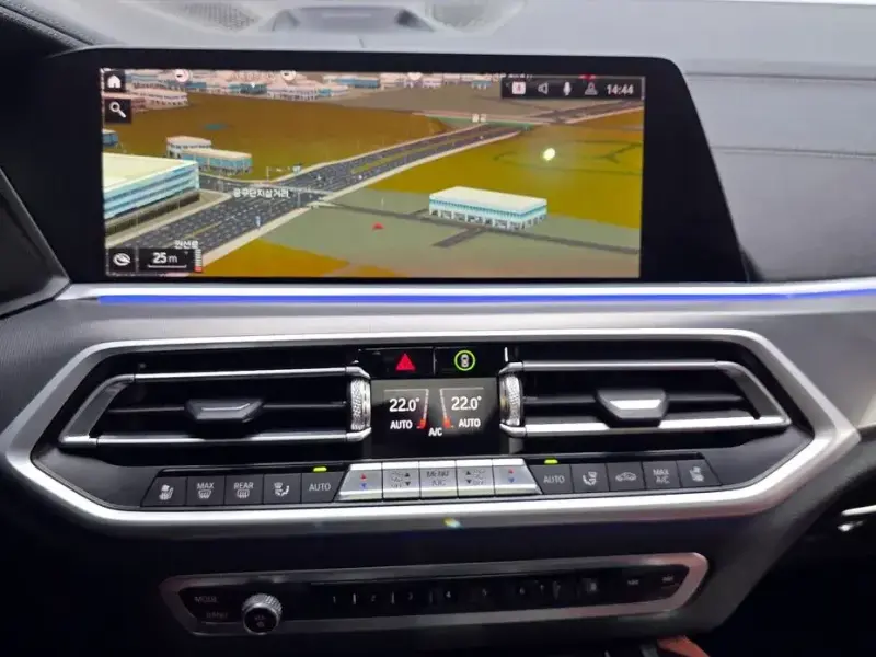 2021 BMW X6 с пробегом 82 593 км