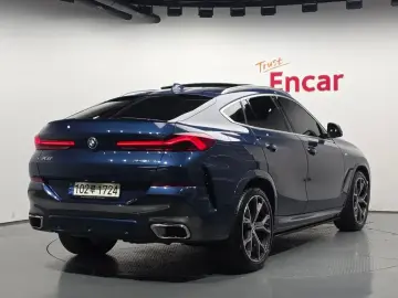2023 BMW X6 с пробегом 39 182 км