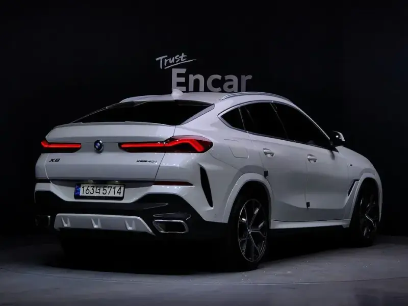 2023 BMW X6 с пробегом 49 362 км