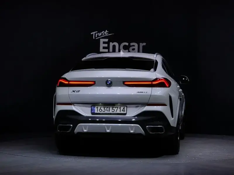 2023 BMW X6 с пробегом 49 362 км