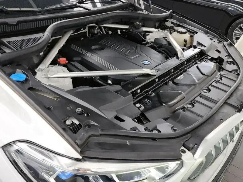 2023 BMW X6 с пробегом 49 362 км