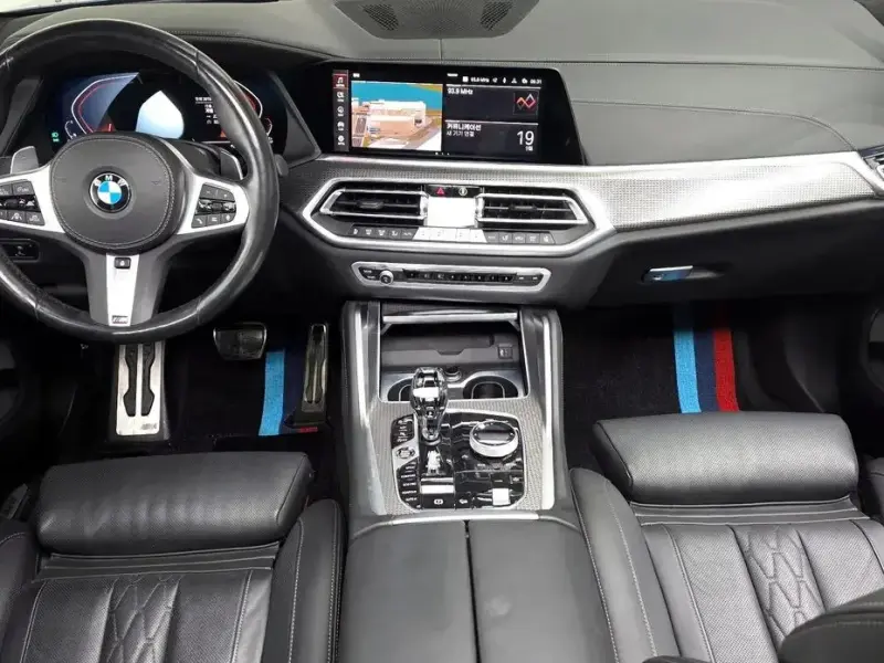 2023 BMW X6 с пробегом 39 182 км